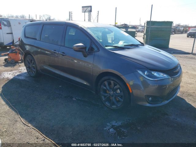 2019 CHRYSLER PACIFICA 2C4RC1FG9KR583413 Photo 0