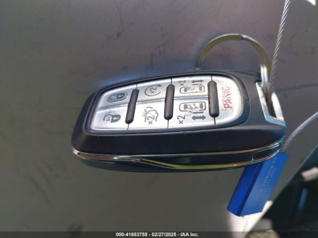 2019 CHRYSLER PACIFICA 2C4RC1FG9KR583413 Photo 10