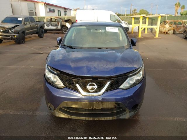JN1BJ1CP0JW107619 Nissan Rogue Sport S