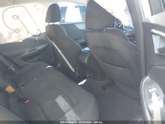 1G1ZG5ST0PF131209 Chevrolet Malibu Fwd Rs