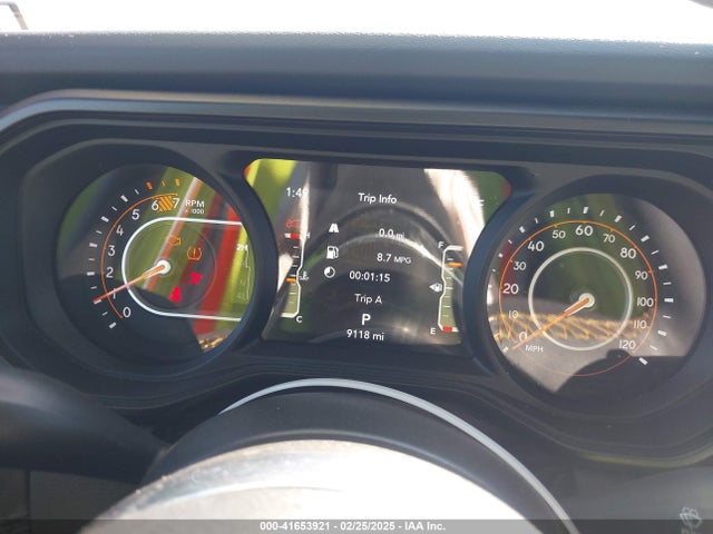 1C4PJXEN9RW111214 Jeep Wrangler Sahara