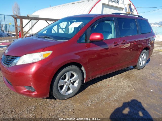2011 TOYOTA SIENNA 5TDKK3DC6BS104887 Photo 1