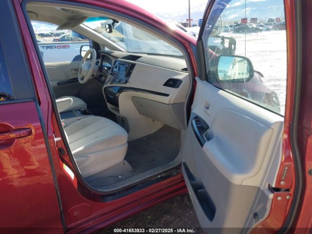 2011 TOYOTA SIENNA 5TDKK3DC6BS104887 Photo 4