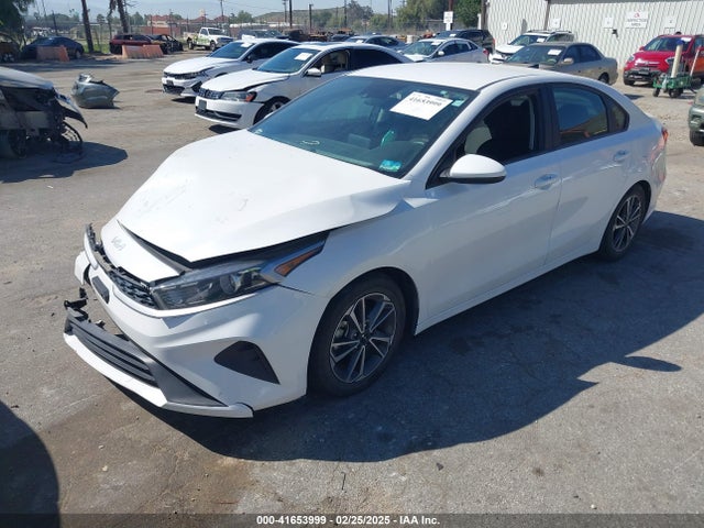 3KPF24AD9NE446725 KIA Forte Lxs