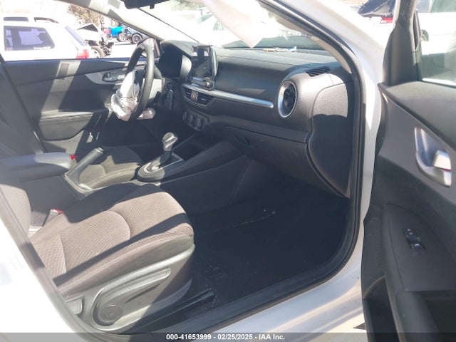 3KPF24AD9NE446725 KIA Forte Lxs