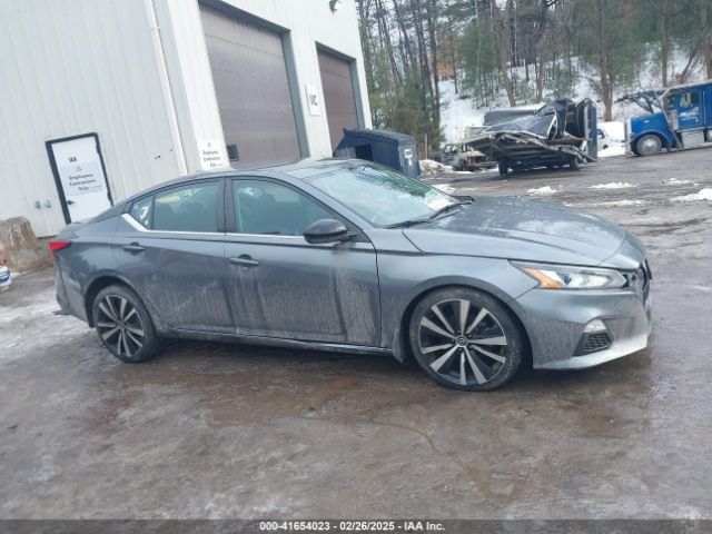 1N4BL4CW4MN337163 Nissan Altima Sr Intelligent Awd