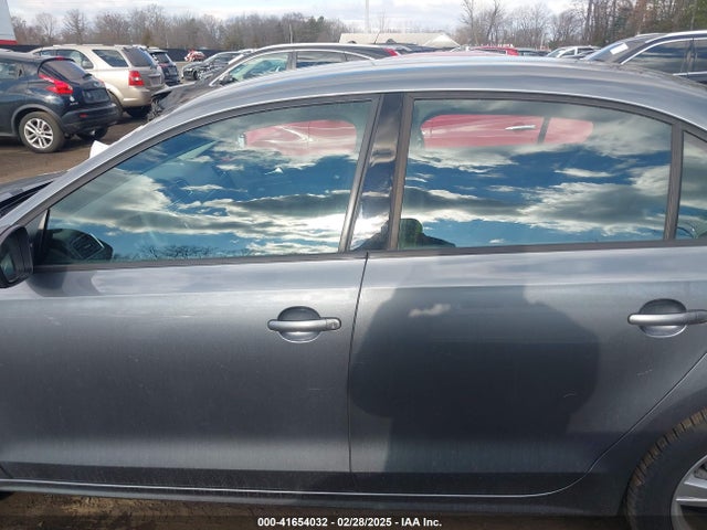 Aukcja sprzedaży 2013 Volkswagen Jetta 2.0l S, vin: 3VW2K7AJXDM240224, numer aukcji: 41654032