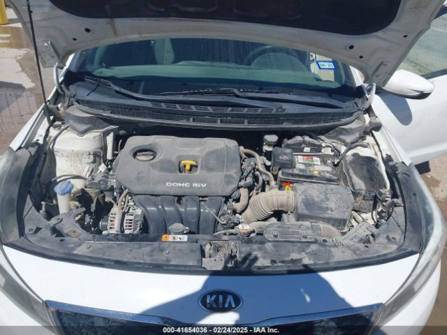 3KPFK4A71HE103812 KIA FORTE LX