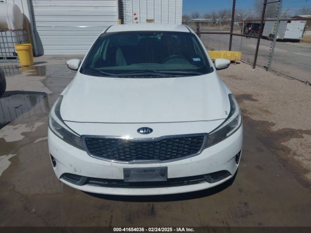 3KPFK4A71HE103812 KIA FORTE LX