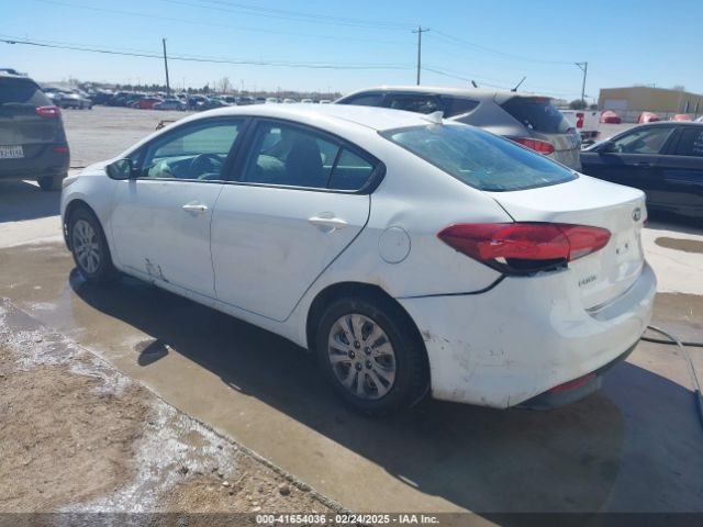 3KPFK4A71HE103812 KIA FORTE LX
