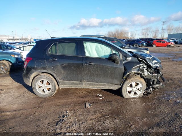 KL7CJNSM8MB368389 Chevrolet Trax Awd Ls