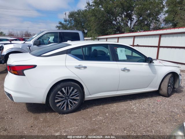 1N4BL4DV6SN313823 Nissan Altima Sv Fwd