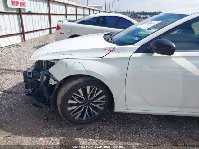 1N4BL4DV6SN313823 Nissan Altima Sv Fwd