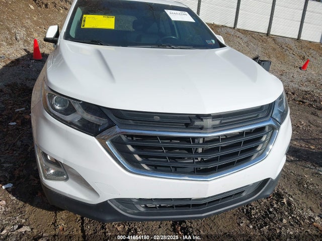 2GNAXUEVXK6118831 Chevrolet EQUINOX LT