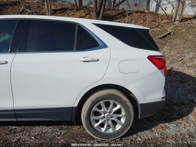 2GNAXUEVXK6118831 Chevrolet EQUINOX LT