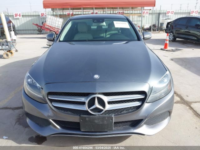55SWF4JB1HU188040 Mercedes-Benz C 300 Luxury/sport
