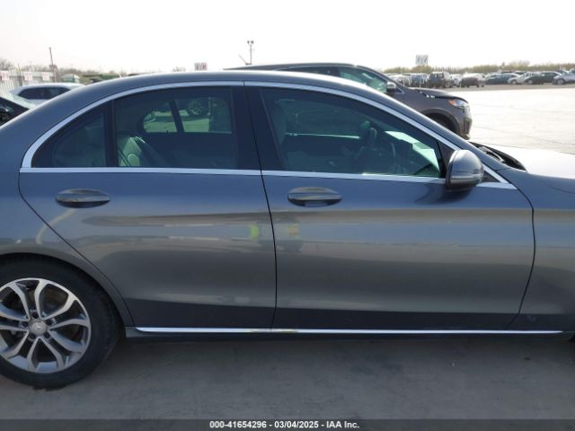 55SWF4JB1HU188040 Mercedes-Benz C 300 Luxury/sport