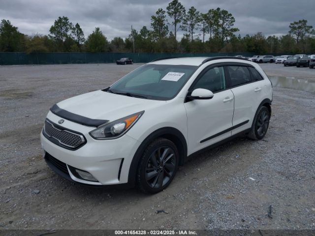 KNDCC3LC6H5055398 KIA NIRO EX