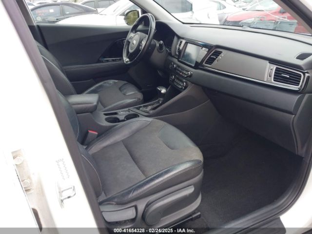 KNDCC3LC6H5055398 KIA NIRO EX