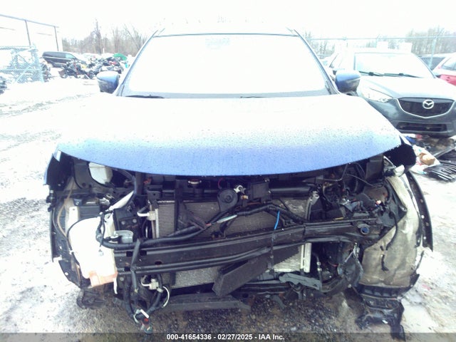 5N1AT2MV9KC718916 Nissan Rogue Sl