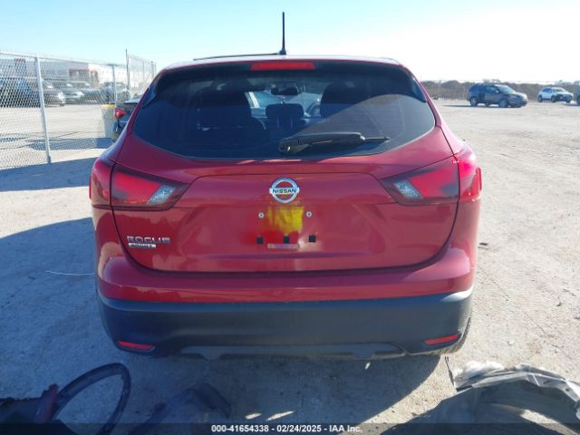 JN1BJ1CPXJW189469 Nissan Rogue Sport S