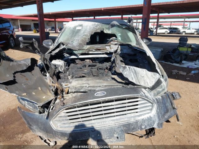 3FA6P0SU8FR245410 Ford Fusion Energi Titanium