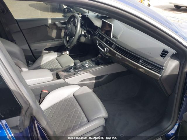 WAUC4CF56KA015053 Audi S5 3.0t Premium