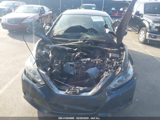 1N4AL3AP8HC281750 Nissan Altima 2.5 S