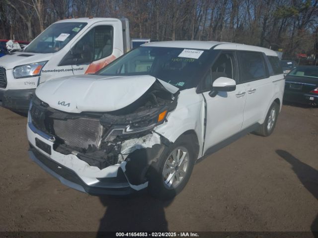 KNDNB4H3XN6187788 KIA Carnival Mpv Lx