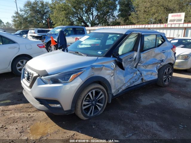 3N1CP5CU8KL544677 Nissan KICKS SR