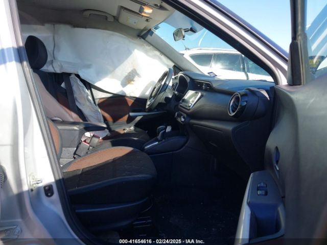 3N1CP5CU8KL544677 Nissan KICKS SR