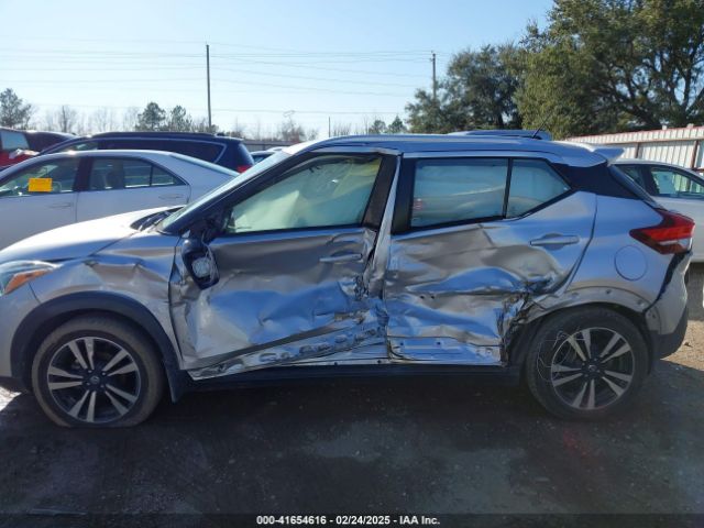 3N1CP5CU8KL544677 Nissan KICKS SR