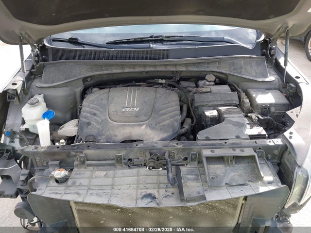5XYPG4A50HG212110 KIA Sorento 3.3l Lx