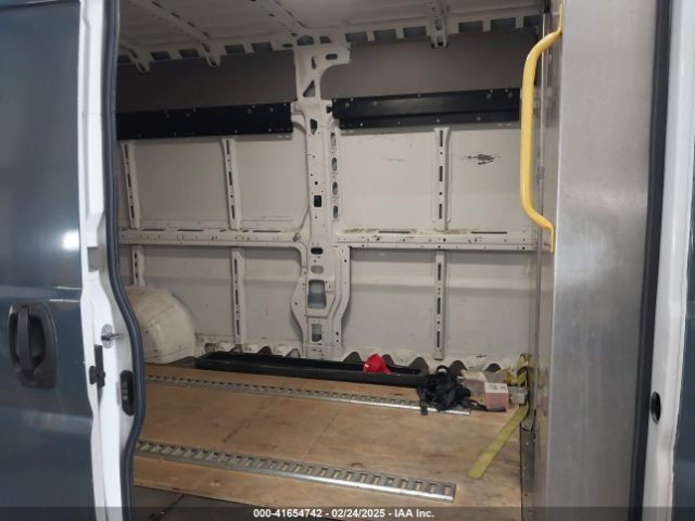 3C6TRVDG2JE160937 RAM Promaster 2500 High Roof 159 Wb