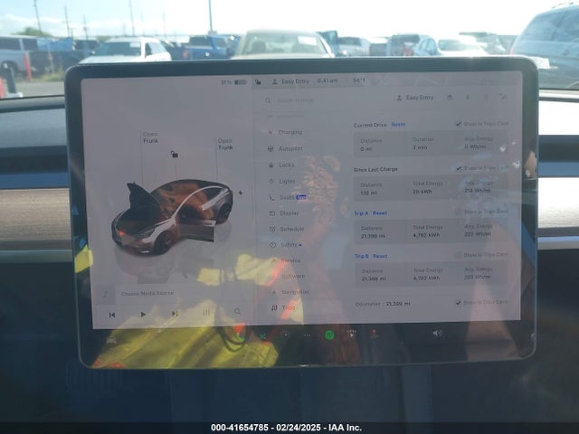 5YJ3E1EA2PF546946 Tesla MODEL 3