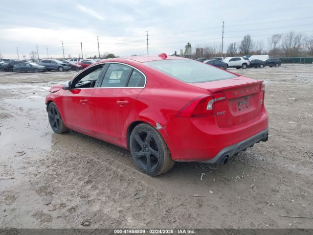 YV1902THXF2299606 Volvo S60 T6 R-design Platinum