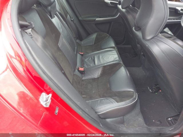 YV1902THXF2299606 Volvo S60 T6 R-design Platinum