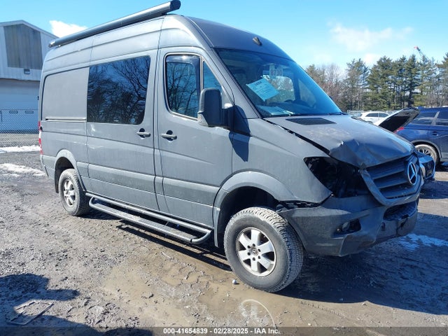 41654839 :رقم المزاد ، WD4FE7CD7JP621768 vin ، 2018 Mercedes-benz Sprinter 2500 Standard Roof V6 مزاد بيع