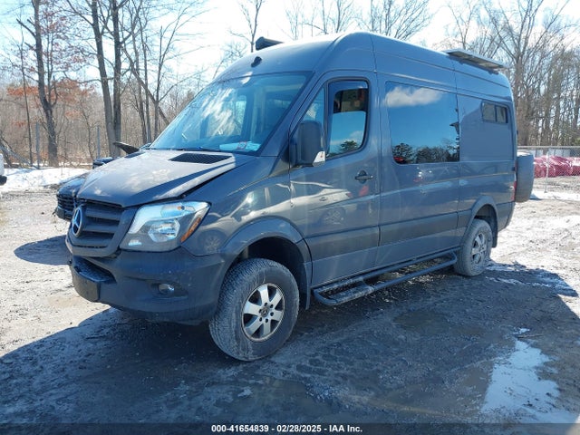 41654839 :رقم المزاد ، WD4FE7CD7JP621768 vin ، 2018 Mercedes-benz Sprinter 2500 Standard Roof V6 مزاد بيع