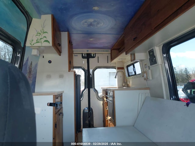 41654839 :رقم المزاد ، WD4FE7CD7JP621768 vin ، 2018 Mercedes-benz Sprinter 2500 Standard Roof V6 مزاد بيع