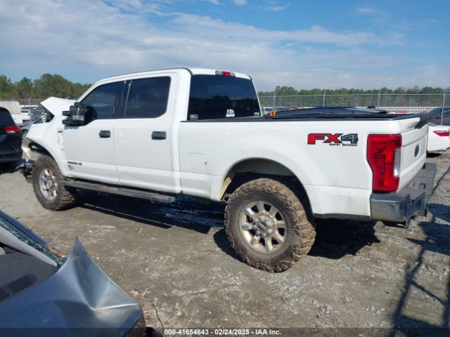 1FT7W2BT2KEC10038 Ford F-250 Xlt
