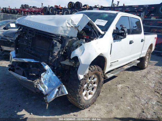 1FT7W2BT2KEC10038 Ford F-250 Xlt