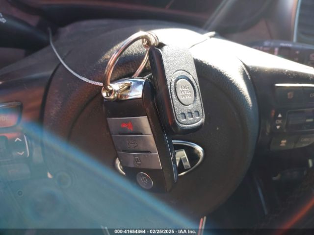 5XYPKDA56JG387546 KIA Sorento 3.3l Sxl