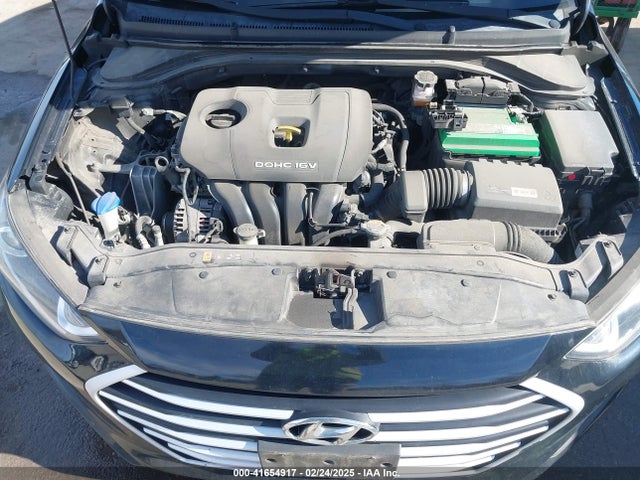 5NPD84LF3JH312075 Hyundai ELANTRA SEL