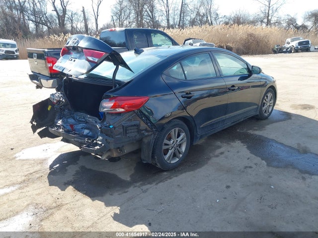 5NPD84LF3JH312075 Hyundai ELANTRA SEL