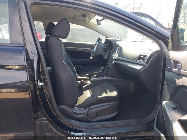 5NPD84LF3JH312075 Hyundai ELANTRA SEL