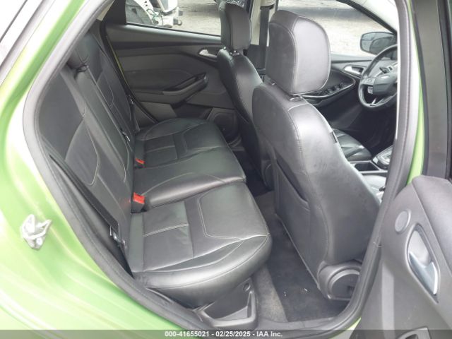 1FADP3N20JL280582 Ford Focus Titanium