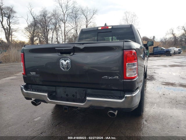 1C6SRFFT4NN158961 RAM 1500 Big Horn  4x4 5'7 Box