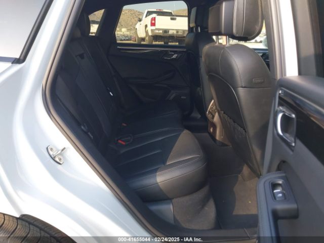 WP1AA2A53JLB21577 Porsche Macan Sport Edition