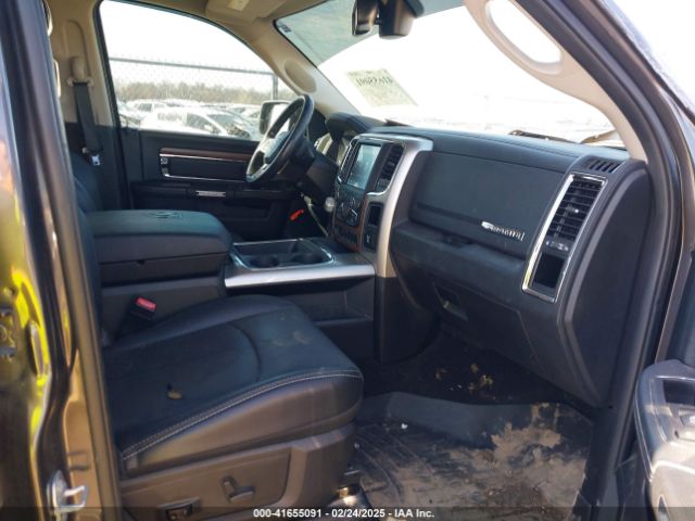 1C6RR7NT1JS162063 RAM 1500 Laramie  4x4 5'7 Box
